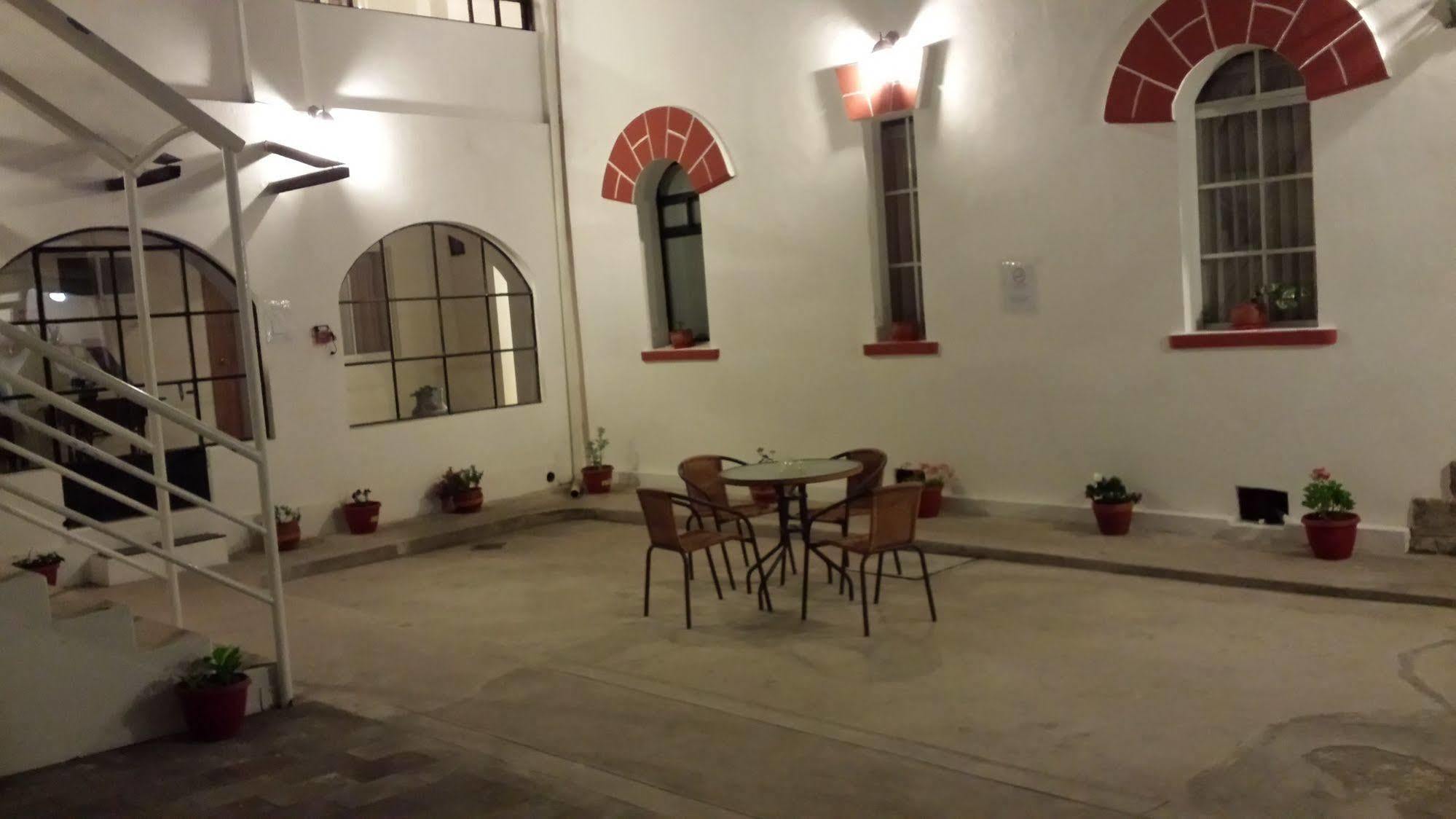Heritage Inn Quito Exterior foto