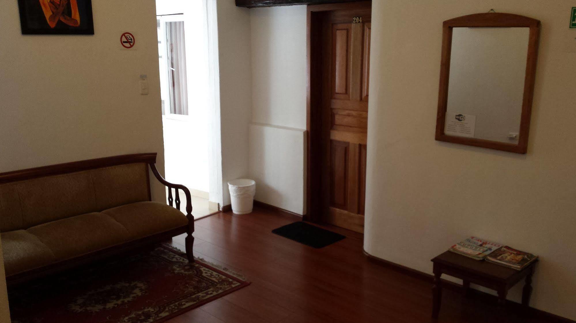 Heritage Inn Quito Exterior foto